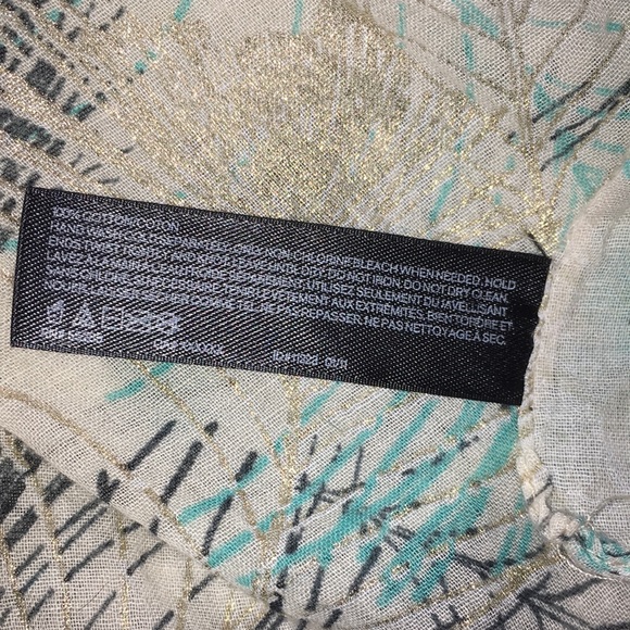 Express Sheer Feather Scarf - Picture 4 of 4